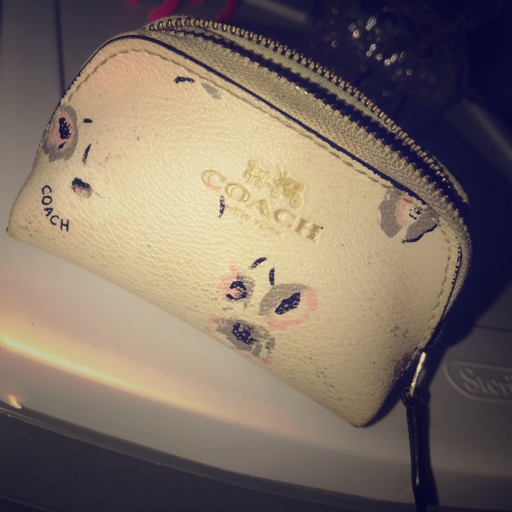 ❌SOLD❌Coach change purse
